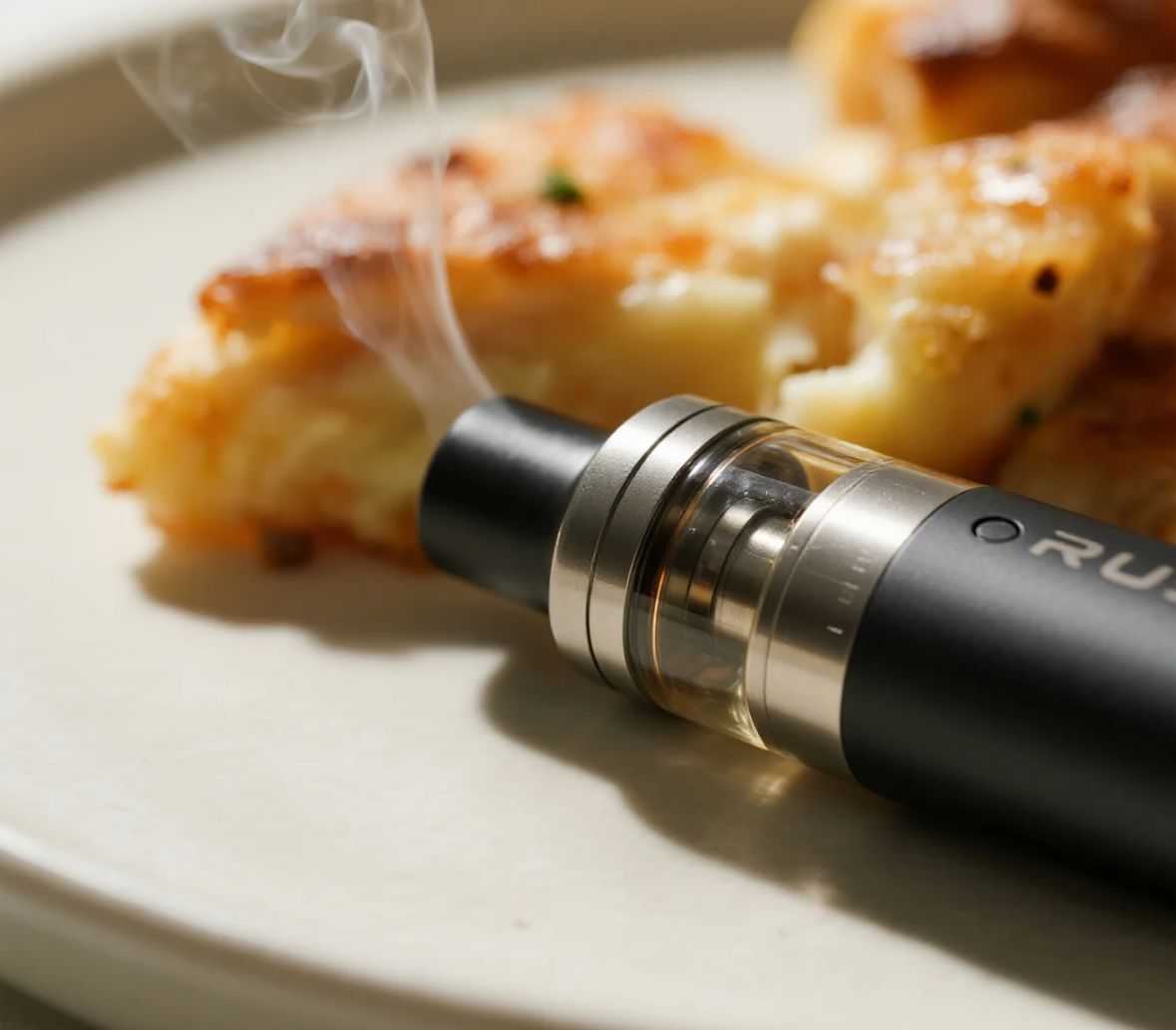 Disposable vapes decorated with glow: ignite the dazzling light of the night current 1 Disposable vapes decorated with glow